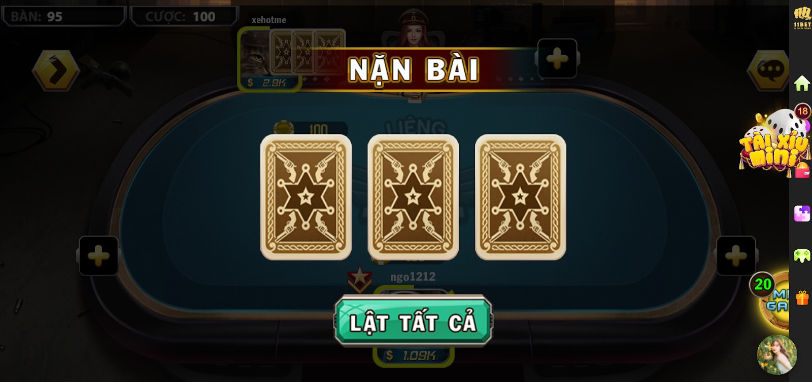 Mỗi người chơi được chia 3 lá bài